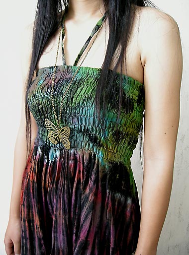 Lightweigth hippie halter dress, smocked on the bust. What an 
